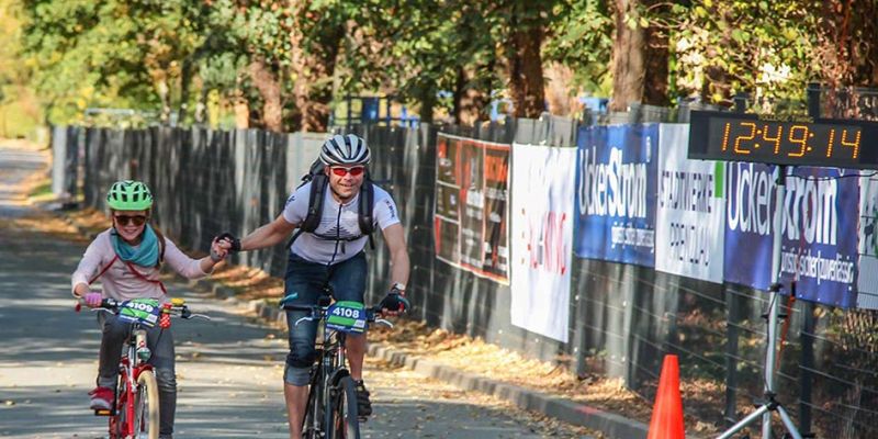 huegelmarathon-2018-109-20181009-1332008611922861D1-25F6-8CA0-4EFE-DFFA063C6A1A.jpg