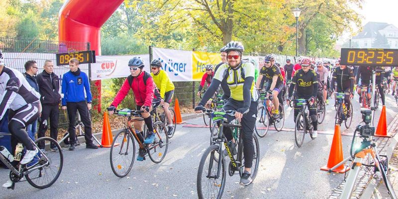 huegelmarathon-2018-34-20181009-19779020778D8B1A5D-863B-7E72-B43A-1C43975B558E.jpg