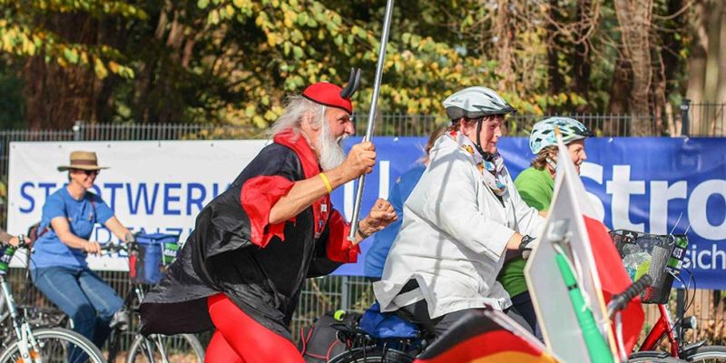 huegelmarathon-2018-56-20181009-18907511867690F248-E121-1057-2F88-1BC636876A2C.jpg