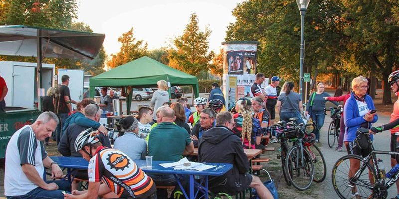 huegelmarathon-2018-78-20181009-12071396941AE98DA5-7B3C-6CCF-347E-E679D69FCB63.jpg