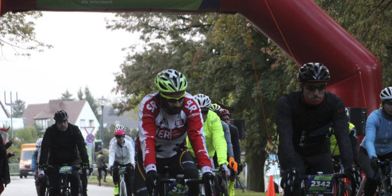 impression-2019-15-huegelmarathon-33-20191025-12647168751C1EC511-FA5C-BD04-8642-196CB4AD62B6.jpg