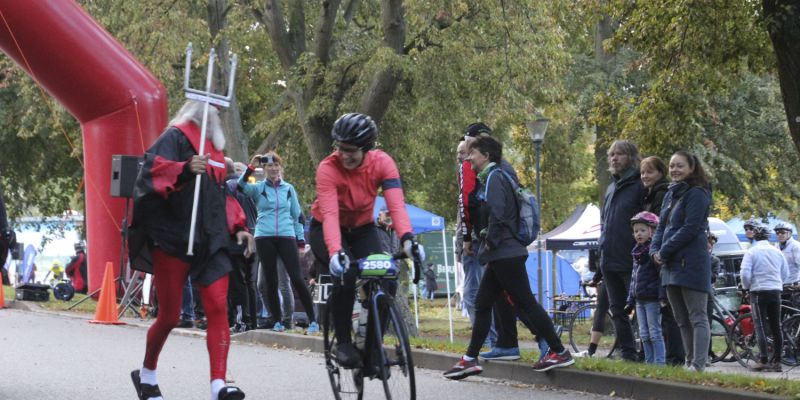 impression-2019-15-huegelmarathon-35-20191025-15771444895D95A618-253C-DAE9-5B73-5E0E47370C3A.jpg