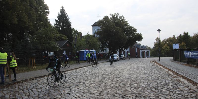 impression-2019-15-huegelmarathon-45-20191025-203668993435B1F95F-BF42-8973-0355-1A47DC7D141E.jpg
